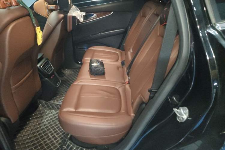 Used Lincoln Nautilus 2019 2.7T Four-Wheel Drive Prestige Edition China VI Standard Left Rear Seat