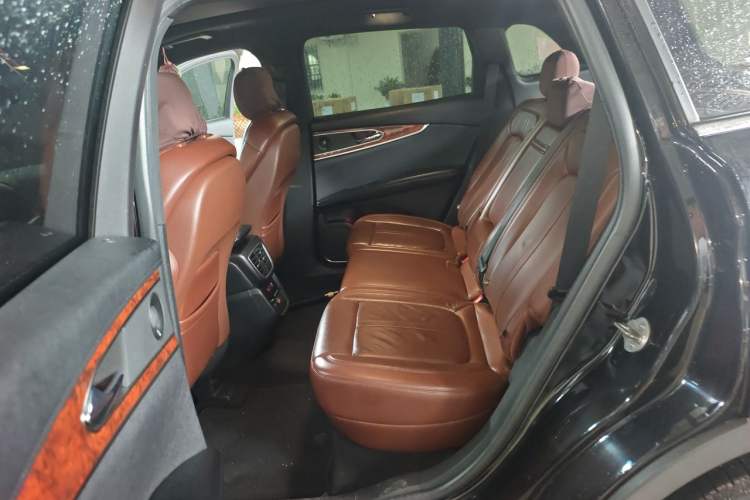 Used Lincoln Nautilus 2019 2.7T Four-Wheel Drive Prestige Edition China VI Standard Left Rear Seat