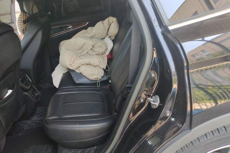Used Lincoln Nautilus 2019 2.7T Four-Wheel Drive Prestige Edition China VI Standard Left Rear Seat