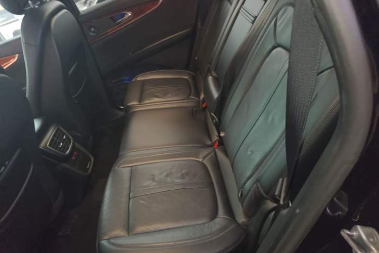 Used Lincoln Nautilus 2019 2.7T Four-Wheel Drive Prestige Edition China VI Standard Left Rear Seat