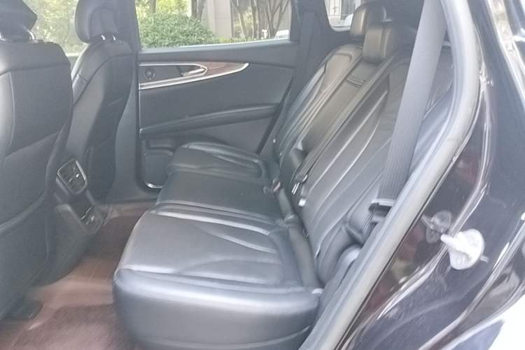 Used Lincoln Nautilus 2019 2.0T Four-Wheel Drive Zunya Edition China VI Standard Left Rear Seat