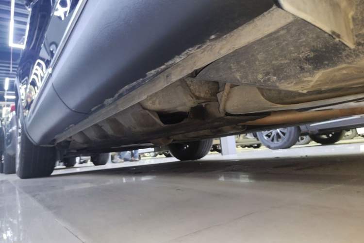 Used Lincoln Nautilus 2019 2.0T Two-Wheel Drive Luxury Edition China VI Standard Left Side Sill