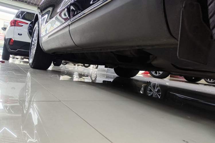 Used Lincoln Nautilus 2019 2.0T Two-Wheel Drive Zunyue Version China VI Standard Left Side Sill