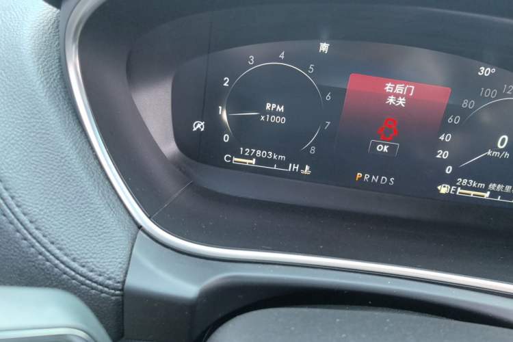 Used Lincoln Nautilus 2019 2.0T Two-Wheel Drive Luxury Edition China VI Standard Odometer Close Up