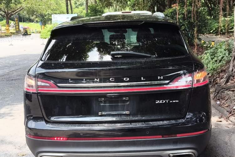 Used Lincoln Nautilus 2019 2.0T Two-Wheel Drive Luxury Edition China VI Standard Rear