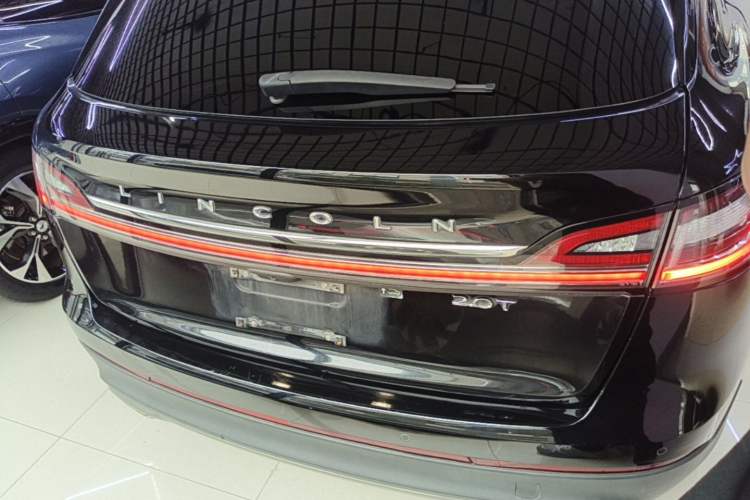 Used Lincoln Nautilus 2019 2.0T Two-Wheel Drive Zunyue Version China VI Standard Rear