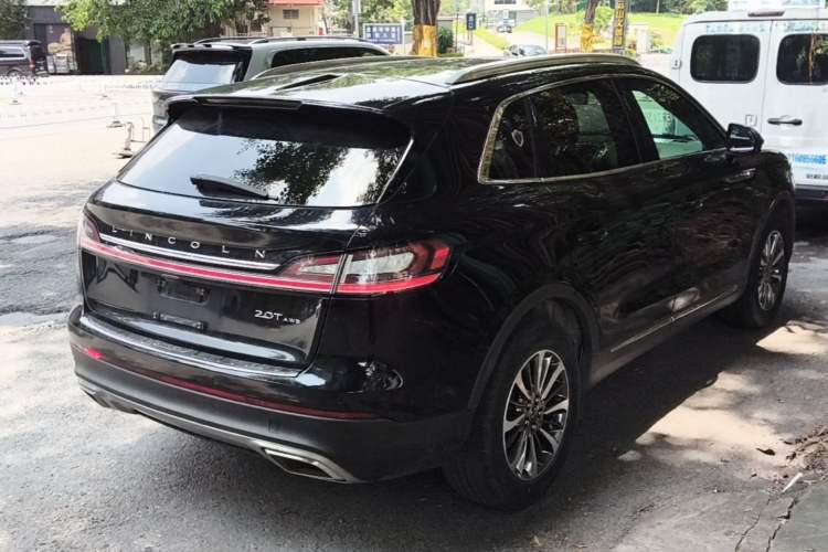 Used Lincoln Nautilus 2019 2.0T Two-Wheel Drive Luxury Edition China VI Standard Rear Right 45 Deg