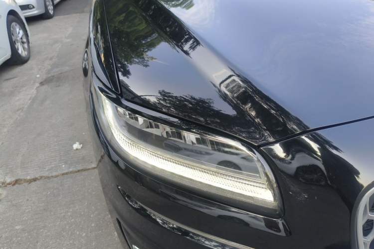 Used Lincoln Nautilus 2019 2.0T Two-Wheel Drive Luxury Edition China VI Standard Right Front Headlight