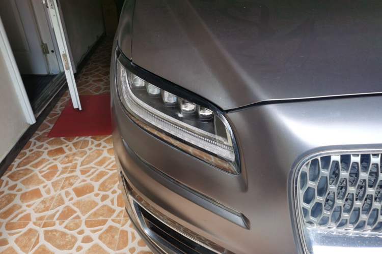 Used Lincoln Nautilus 2019 2.7T Four-Wheel Drive Prestige Edition China VI Standard Right Front Headlight
