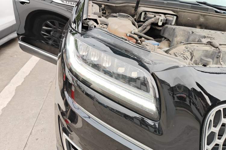 Used Lincoln Nautilus 2019 2.7T Four-Wheel Drive Prestige Edition China VI Standard Right Front Headlight