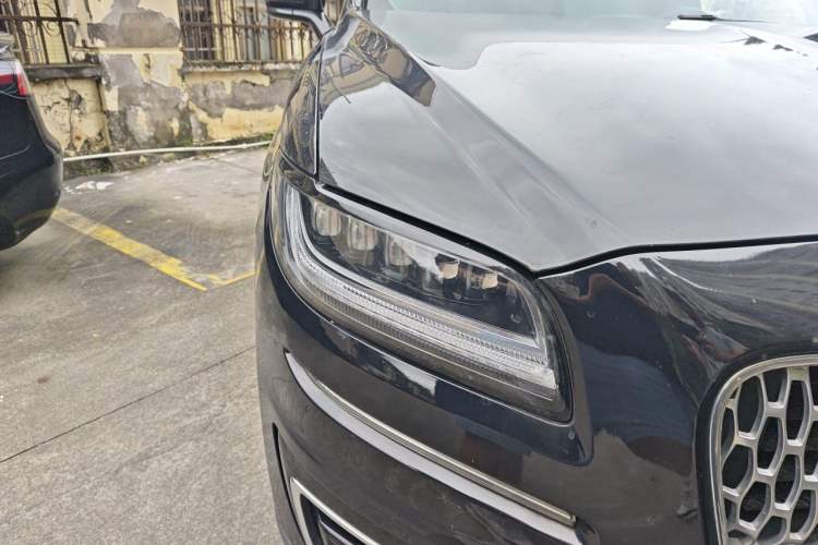 Used Lincoln Nautilus 2019 2.7T Four-Wheel Drive Prestige Edition China VI Standard Right Front Headlight