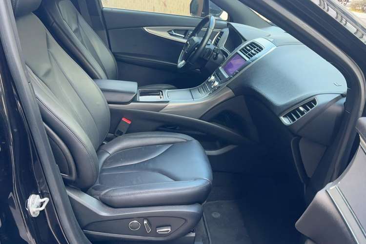 Used Lincoln Nautilus 2019 2.0T Two-Wheel Drive Luxury Edition China VI Standard Right Front Seat