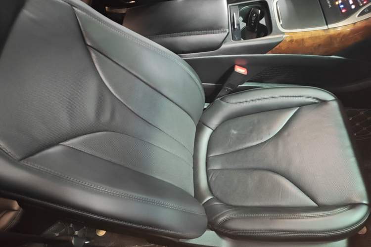 Used Lincoln Nautilus 2019 2.0T Four-Wheel Drive Zunya Edition China VI Standard Right Front Seat