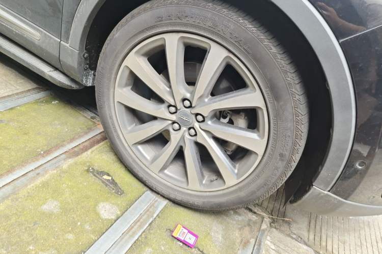 Used Lincoln Nautilus 2019 2.0T Four-Wheel Drive Zunya Edition China VI Standard Right Front Wheel Hub