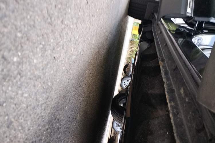 Used Lincoln Nautilus 2019 2.0T Four-Wheel Drive Zunya Edition China VI Standard Right Side Sill