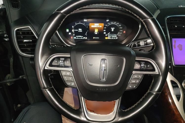 Used Lincoln Nautilus 2019 2.0T Four-Wheel Drive Zunya Edition China VI Standard Steering Wheel