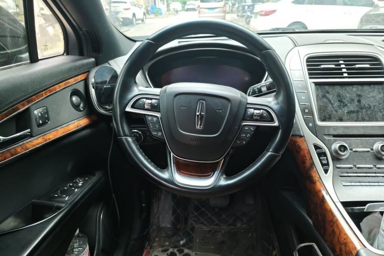 Used Lincoln Nautilus 2019 2.0T Four-Wheel Drive Zunya Edition China VI Standard Steering Wheel