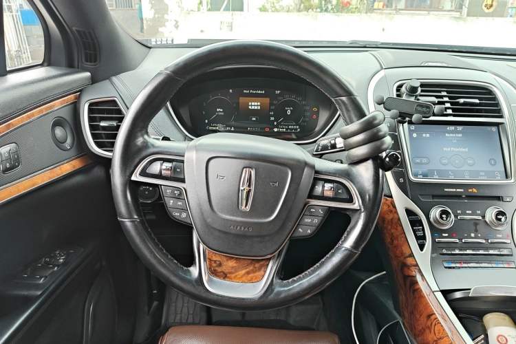 Used Lincoln Nautilus 2019 2.7T Four-Wheel Drive Prestige Edition China VI Standard Steering Wheel