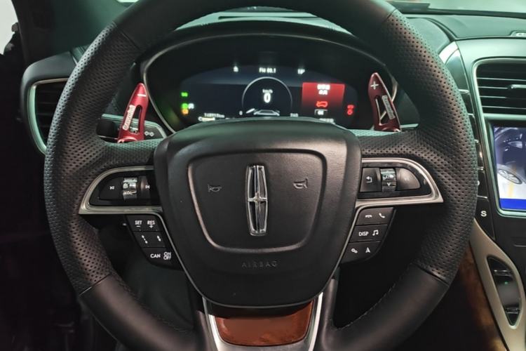 Used Lincoln Nautilus 2019 2.0T Four-Wheel Drive Zunya Edition China VI Standard Steering Wheel