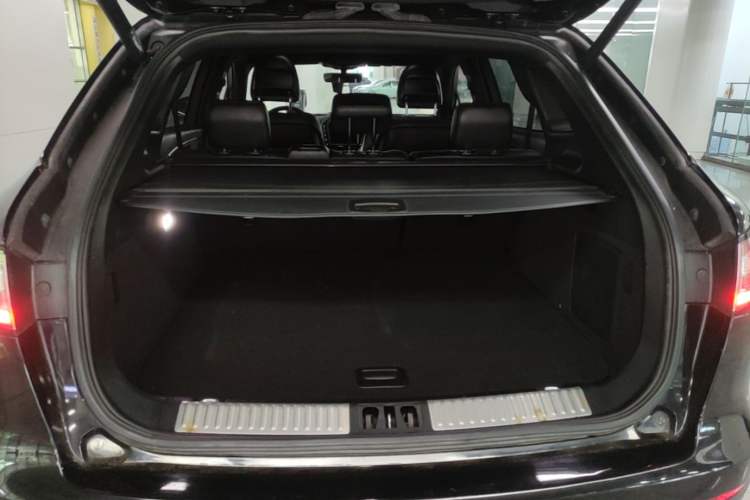 Used Lincoln Nautilus 2019 2.0T Four-Wheel Drive Zunya Edition China VI Standard Trunk