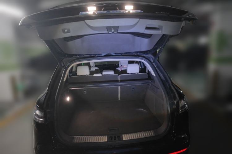 Used Lincoln Nautilus 2019 2.0T Two-Wheel Drive Luxury Edition China VI Standard Trunk
