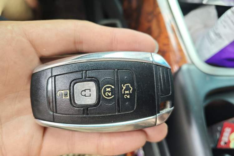 Used Lincoln Nautilus 2019 2.0T Four-Wheel Drive Zunya Edition China VI Standard Vehicle Key