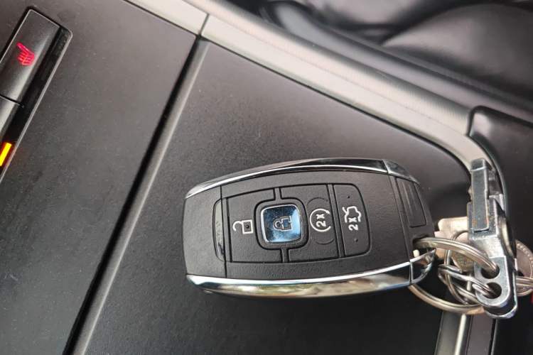 Used Lincoln Nautilus 2019 2.0T Two-Wheel Drive Luxury Edition China VI Standard Vehicle Key