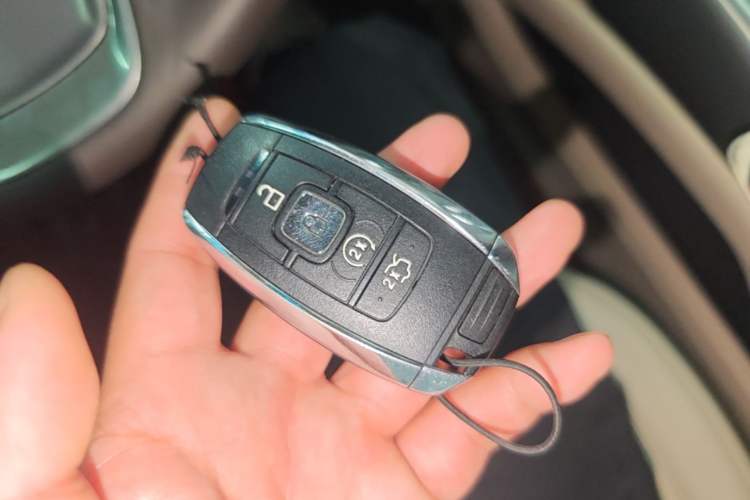 Used Lincoln Nautilus 2019 2.0T Two-Wheel Drive Luxury Edition China VI Standard Vehicle Key