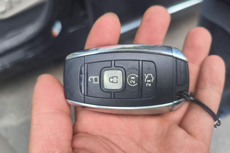Used Lincoln Nautilus 2019 2.0T Two-Wheel Drive Luxury Edition China VI Standard Vehicle Key