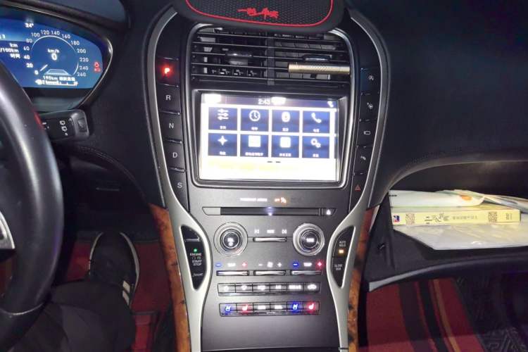 Used Lincoln Nautilus 2019 2.7T Four-Wheel Drive Prestige Edition China VI Standard Audio And AC Panel