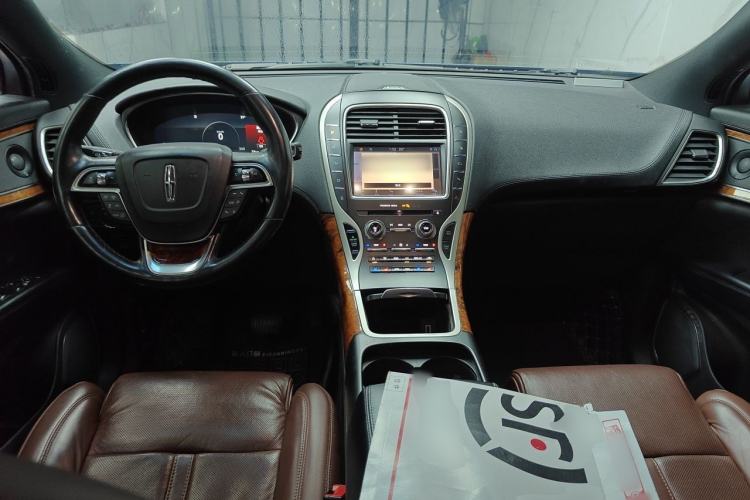 Used Lincoln Nautilus 2019 2.7T Four-Wheel Drive Prestige Edition China VI Standard Center Console