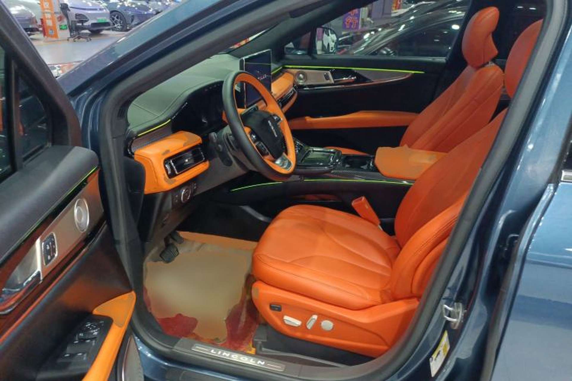 Used Lincoln Nautilus 2019 2.0T Two-Wheel Drive Luxury Edition China VI Standard Driver Seat