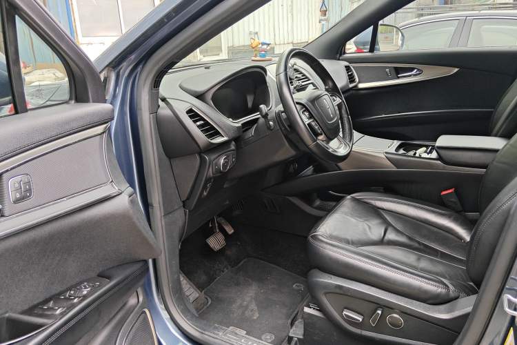 Used Lincoln Nautilus 2019 2.0T Two-Wheel Drive Luxury Edition China V Standard Driver Seat
