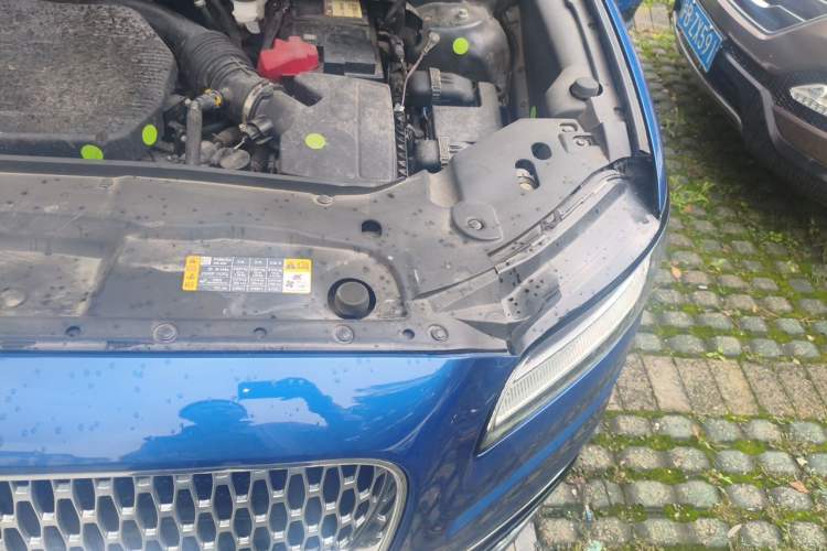 Used Lincoln Nautilus 2019 2.0T Two-Wheel Drive Zunyue Version China VI Standard Engine Bay Left