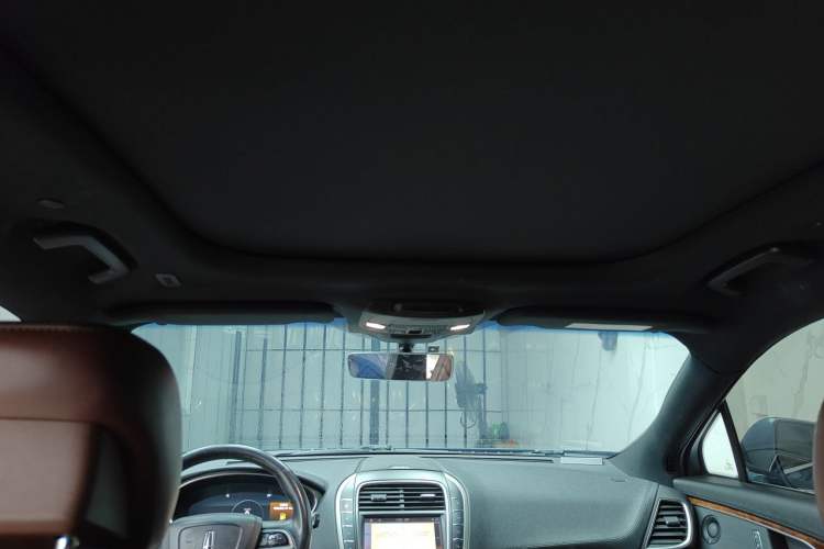 Used Lincoln Nautilus 2019 2.7T Four-Wheel Drive Prestige Edition China VI Standard Headliner