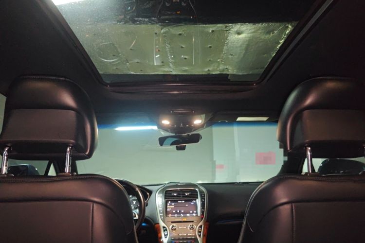 Used Lincoln Nautilus 2019 2.0T Four-Wheel Drive Zunya Edition China VI Standard Headliner