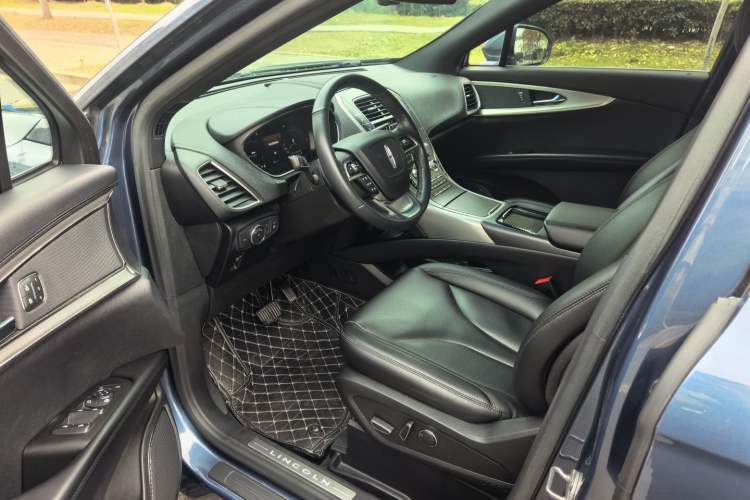 Used Lincoln Nautilus 2019 2.0T Two-Wheel Drive Zunyue Version China VI Standard Interior 4