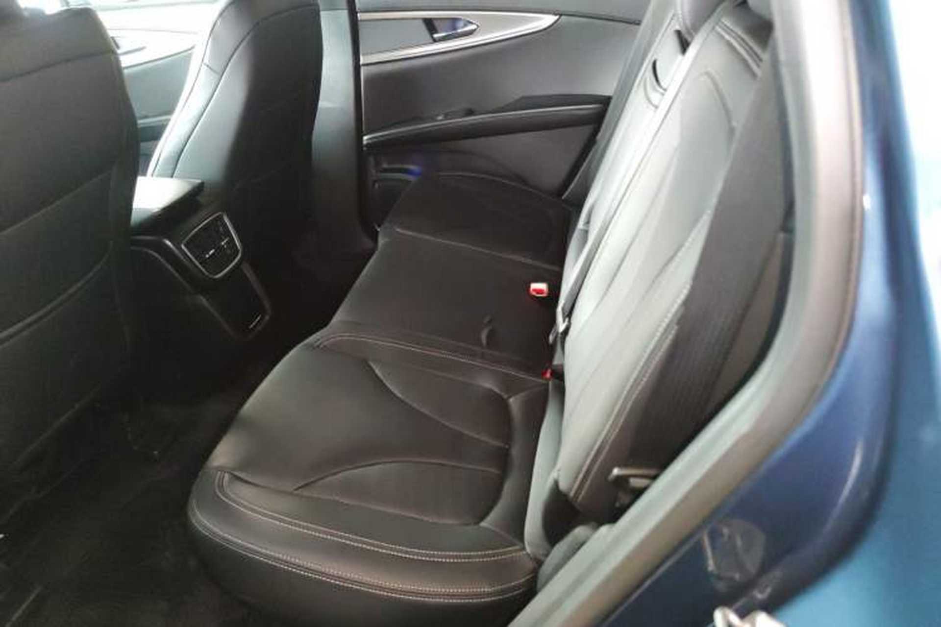 Used Lincoln Nautilus 2019 2.0T Two-Wheel Drive Luxury Edition China VI Standard Interior 4