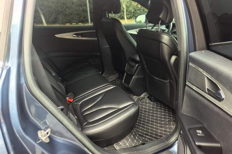 Used Lincoln Nautilus 2019 2.0T Two-Wheel Drive Zunyue Version China VI Standard Interior 7