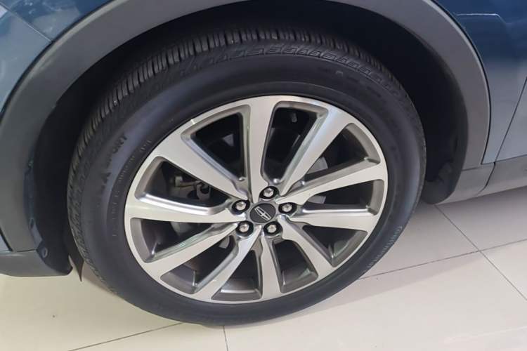 Used Lincoln Nautilus 2019 2.0T Four-Wheel Drive Zunya Edition China VI Standard Left Front Wheel Hub
