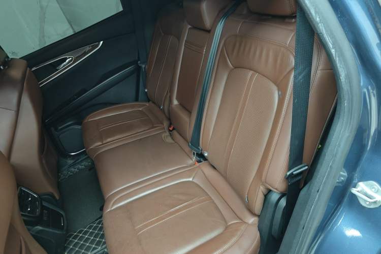 Used Lincoln Nautilus 2019 2.7T Four-Wheel Drive Prestige Edition China VI Standard Left Rear Seat