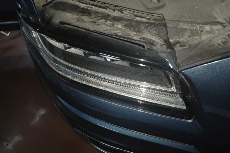 Used Lincoln Nautilus 2019 2.0T Four-Wheel Drive Zunya Edition China VI Standard Right Front Headlight