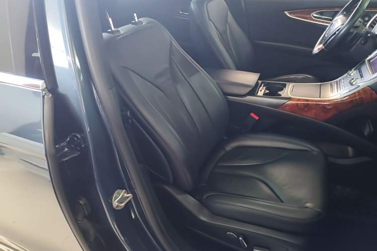 Used Lincoln Nautilus 2019 2.0T Four-Wheel Drive Zunya Edition China VI Standard Right Front Seat