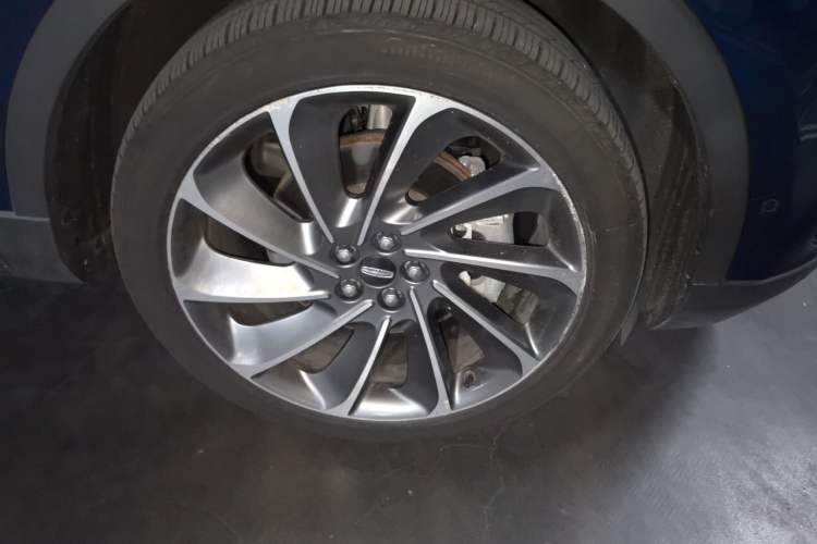 Used Lincoln Nautilus 2019 2.7T Four-Wheel Drive Prestige Edition China VI Standard Right Front Wheel Hub