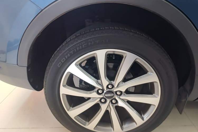 Used Lincoln Nautilus 2019 2.0T Four-Wheel Drive Zunya Edition China VI Standard Right Rear Wheel Hub