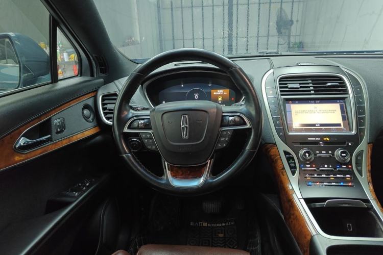 Used Lincoln Nautilus 2019 2.7T Four-Wheel Drive Prestige Edition China VI Standard Steering Wheel
