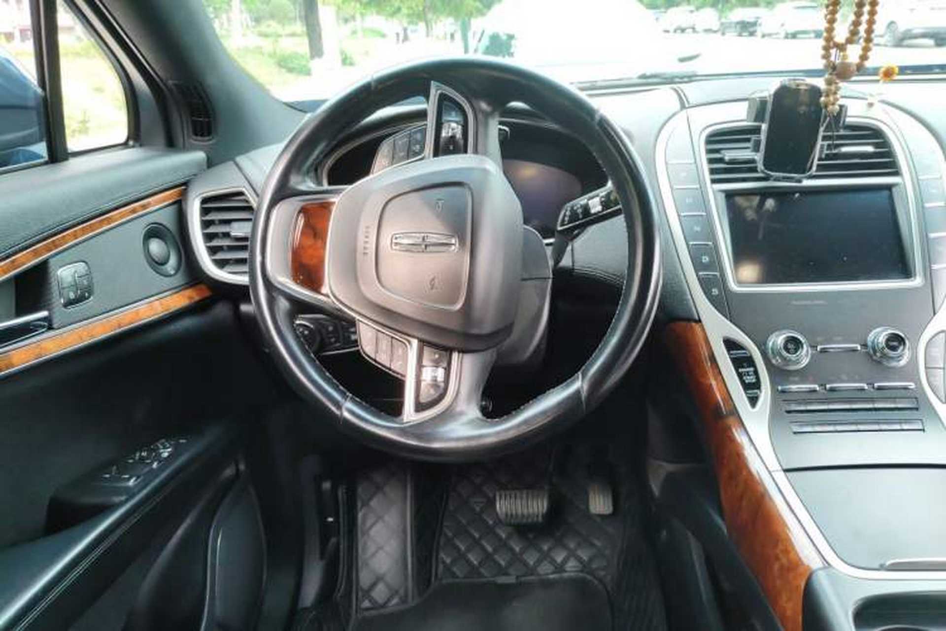 Used Lincoln Nautilus 2019 2.0T Four-Wheel Drive Zunya Edition China VI Standard Steering Wheel