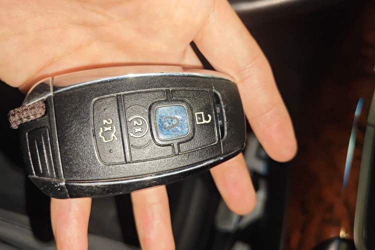 Used Lincoln Nautilus 2019 2.0T Four-Wheel Drive Zunya Edition China VI Standard Vehicle Key