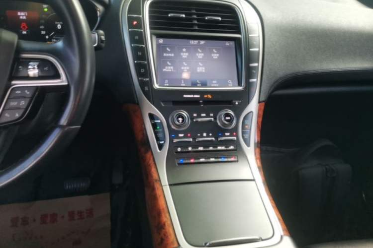 Used Lincoln Nautilus 2019 2.0T Four-Wheel Drive Zunya Edition China VI Standard Audio And AC Panel