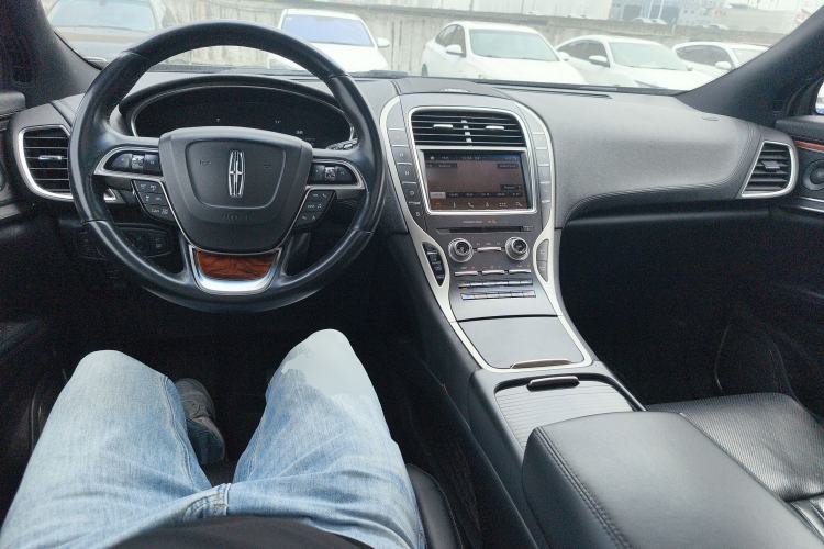 Used Lincoln Nautilus 2019 2.7T Four-Wheel Drive Prestige Edition China VI Standard Center Console